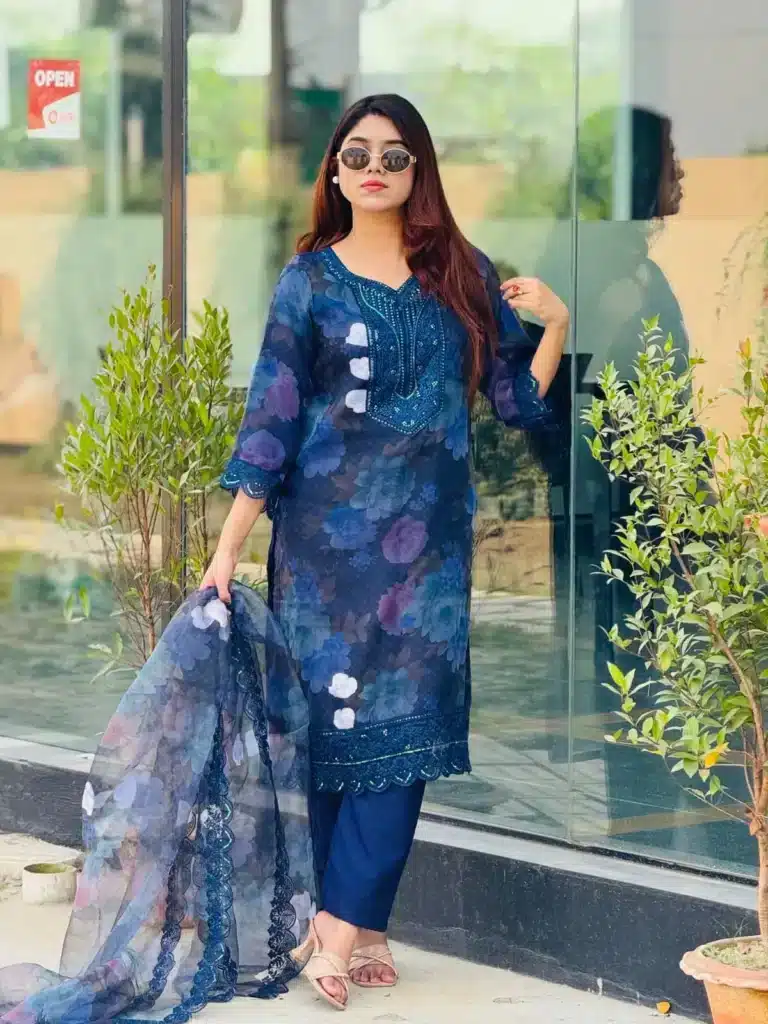 Rosy Patel China Midnight Bloom